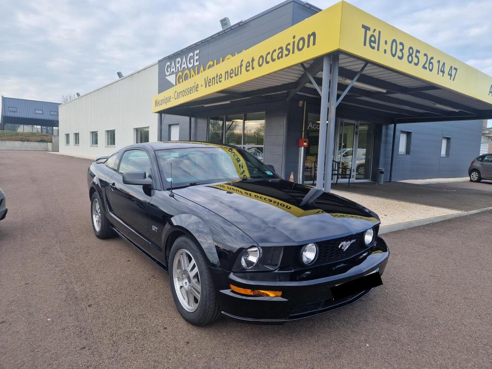 FORD mustang
